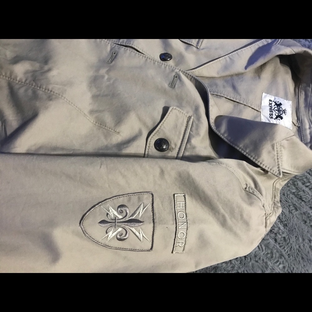 Express button down large - Picture 2 of 9